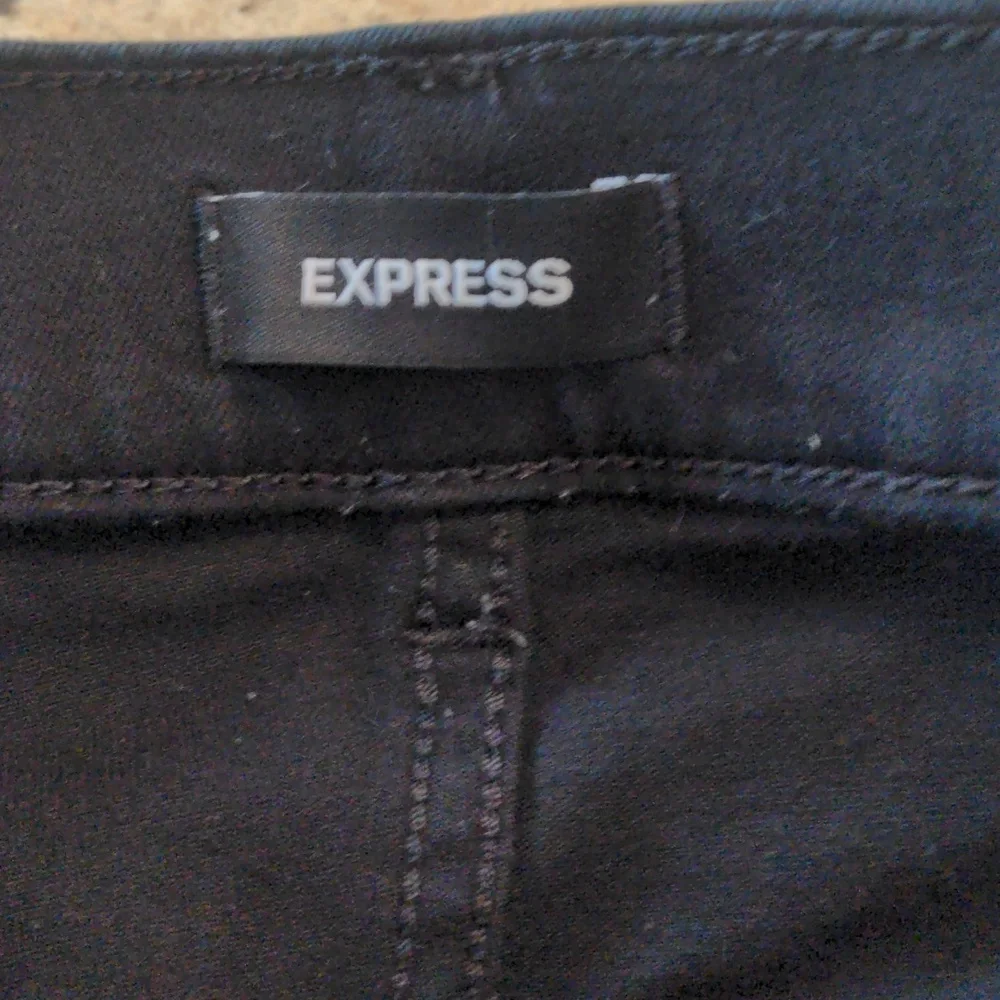 Express Women's Skinny High Rise Jeans Size 12R - Picture 2 of 5